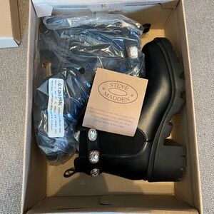 Steve Madden Black Faux Rhinestones Boots